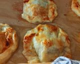 Foto del passaggio 4 della ricetta Tartellette di susine (cosce di monaca)