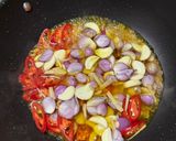 Foto langkah ke 2 dari resep Udang asam manis (Thai).