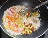 A picture of step 2 of Oats chivda.