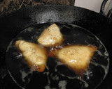 समोसे (samosa recipe in hindi) रेसिपी चरण 10 फोटो
