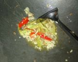 Foto langkah ke 3 dari resep Tumis KanSelIr (Kangkung Selada Air).