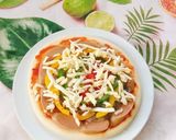 Hình bước làm 3 của món Bánh pizza mực,xúc xích,tôm,ớt chuông và hành tây
