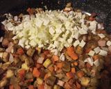 Foto del paso 3 de la receta: Arroz chaufán con tocino/panceta