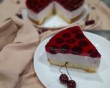 عکس مرحله 6 از دستور چیز کیک آلبالو