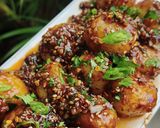 कोरियन चिली गार्लिक पोटैटो बॉल्स (korean chilli garlic potato balls recipe in Hindi) रेसिपी चरण 4 फोटो