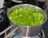 Hình bước làm 3 của món Canh Cải Non Nấu Cá Bè