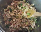 Foto del paso 3 de la receta: Zapallitos revueltos con pollo