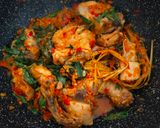 Foto langkah ke 4 dari resep Ayam Rica Kemangi daun jeruk #11.
