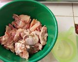Foto langkah ke 1 dari resep Ayam goreng lengkuas.