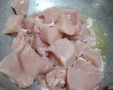 A picture of step 2 of Chicken boneless handi.