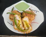 चीज़ी उल्टा वड़ा पाव (Cheesy ulta vada pav recipe in Hindi) रेसिपी चरण 5 फोटो