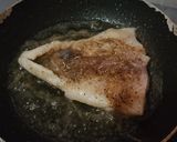Foto langkah ke 2 dari resep Pan seared Dori fillet manis gurih pedas.