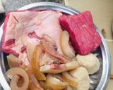A picture of step 4 of Vietnamese Beef Pho.