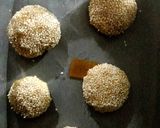 عکس مرحله 6 از دستور کلوچه کنجدی