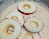 Foto langkah ke 3 dari resep Ring Apple Pancake.
