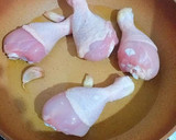 Foto del paso 2 de la receta: Muslos de pollo con espaguetis partidos y Sindhi biryani
