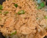 รูปขั้นตอนการทำที่ 3 ของ ข้าวผัดหมูยอ โรยสาหร่ายเกาหลี