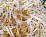 Foto langkah ke 1 dari resep Tumis Tauge Tahu.