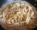 A picture of step 5 of Creamy Shrimp and Mushroom Fettuccine.