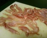 Foto del paso 2 de la receta Tagliatelle al huevo con pollo al ajillo