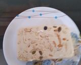 A picture of step 4 of Ice cream made from marigold biscuits.