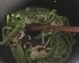 Foto del paso 2 de la receta: Caldo de albóndigas de pavo