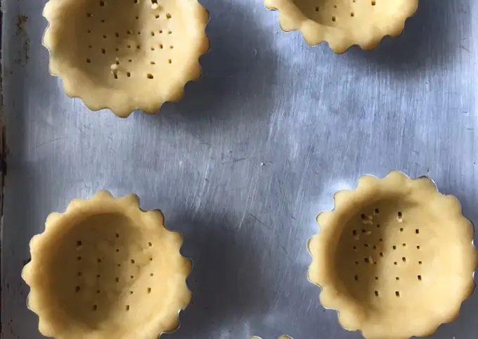 Langkah-langkah untuk membuat Resep Pie Terong Belanda, memanfaatkan sirup buah di rumah