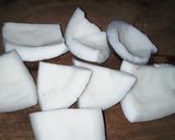 A picture of step 1 of Coconut Candle.