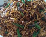 Foto langkah ke 3 dari resep Mie Goreng Manis (Tiam Mie).