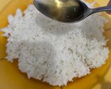 Foto langkah ke 1 dari resep Onigiri Isi Tumis Tuna.