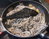 Foto del paso 5 de la receta: Habas con gulas