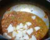 A picture of step 4 of Aloo tamatar ki sabji.