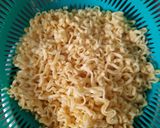 Foto langkah ke 1 dari resep Mie Goreng Tek Tek.
