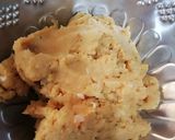 A picture of step 1 of Chicken donuts with Cheese sauce.