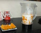 A picture of step 1 of Mango Mastani.