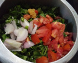 A picture of step 1 of Palak paneer.