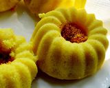A picture of step 4 of Oiled Turmeric Idli.