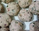 A picture of step 2 of Chicken kofta curry.