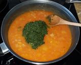 Foto del paso 3 de la receta: Merluza a la albahaca