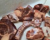 Foto del paso 1 de la receta: Puchero con verduras, osobuco, rabo, falda
