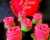 A picture of step 5 of Red Rose Valentine Sweet.
