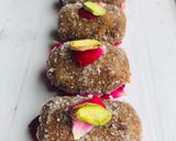 A picture of step 2 of Coconut gulkand balls.