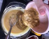 Foto langkah ke 4 dari resep Bolu pisang moist, mekar, no mixer, no oven.