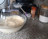 Foto del paso 8 de la receta: Cupcakes de pera relleno de bombón