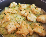 Foto del paso 7 de la receta: Patatas con rape rebozado y en salsa verde