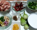 รูปขั้นตอนการทำที่ 1 ของ 🐷แกงเผ็ดหมูมะเขือเปราะ🐷