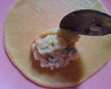 Foto langkah ke 5 dari resep Pastel Gulung Rogout.