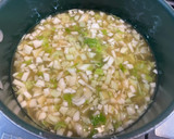 Foto del paso 2 de la receta: Sopa de tronquitos de coliflor