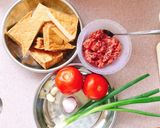 Hình bước làm 1 của món Đậu phụ nhồi thịt