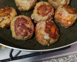 Foto del paso 3 de la receta: Albóndigas rellenas de queso